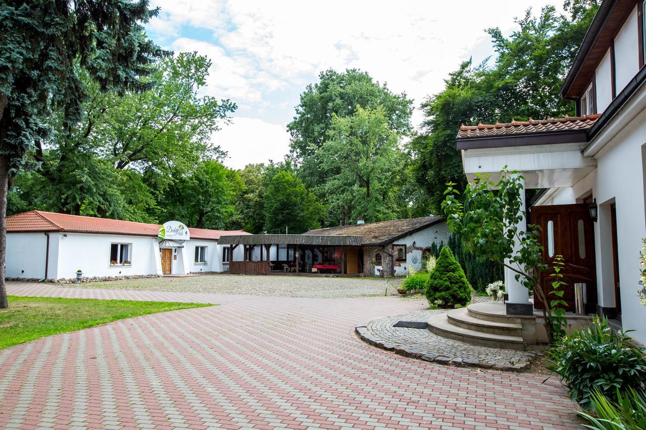 ורשה Dedek Park - Historyczny Dworek W Pieknym Parku Skaryszewskim Obok Stadionu Narodowego מראה חיצוני תמונה